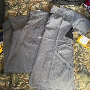Carhartt Scrubs